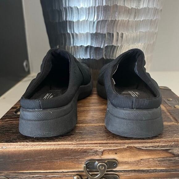 Rockport Jaime Mules - Picture 6 of 9